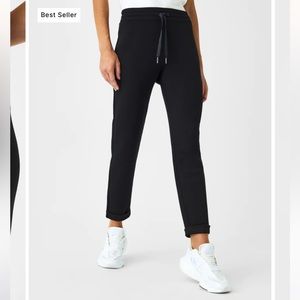 Spanx AirEssentials Tapered Pant